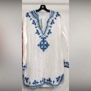 NWT ANTONIO MELANI    Blue Embroidered Tunic.      Size M
